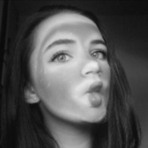 Meet your Posher, Adrienne